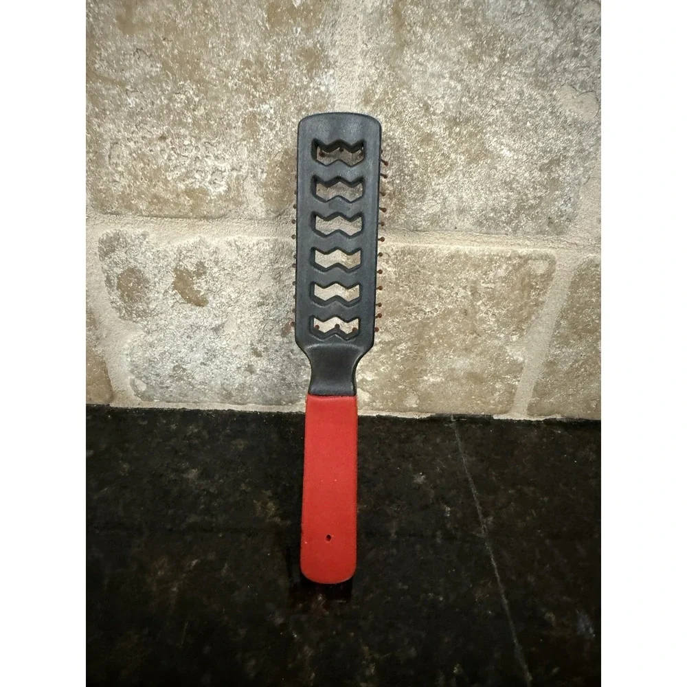 Whirlers Anti Static‎ Brush 31-AS Black Red Handle Ball Tip